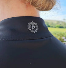 Load image into Gallery viewer, Dressage Diva - Equestrian Shirt - Peated  Short Sleeve Shirt  - The VIVI - Black - XXXL - 20
