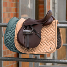 Load image into Gallery viewer, Saddlepad - Waldhausen- Turin Peach - FULL - All Purpose
