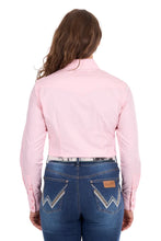 Load image into Gallery viewer, Wrangler - Womens Hazel Logo LONG SLEEVE Shirt - Blush - ASSORTED SIZES
