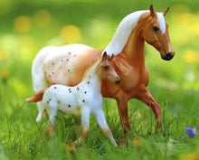 Load image into Gallery viewer, Breyer- Freedom Effortless Grace Horse and Foal set
